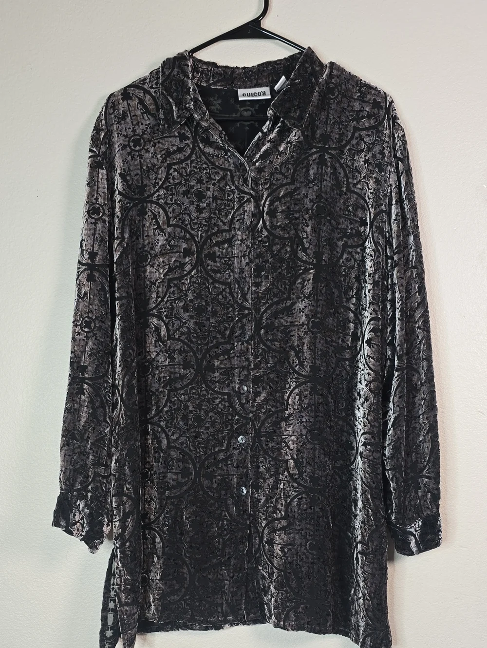 Chicos Velvet Burnout  Button-Up Shirt Tunic Top Long Sleeve Size Large
